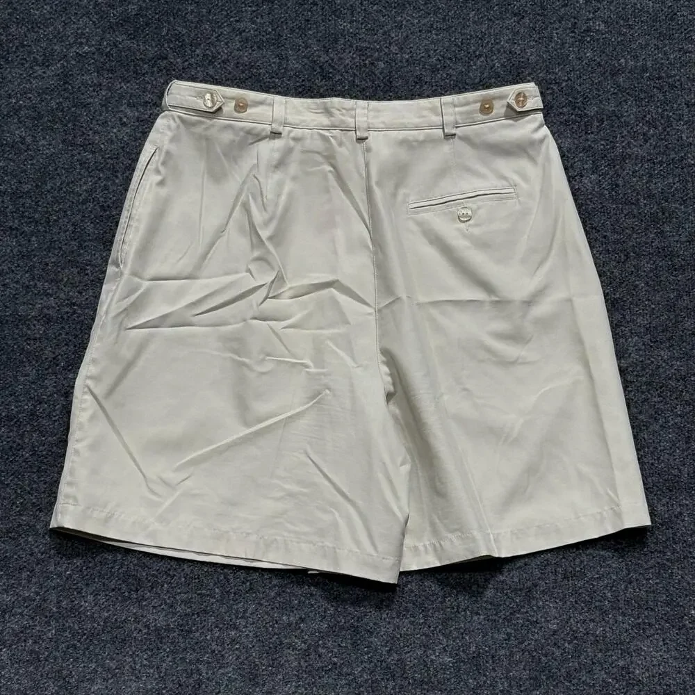 Liz Claiborne Lizgolf Shorts Womens 16 Beige Pleated Bermuda Golf Microfiber
